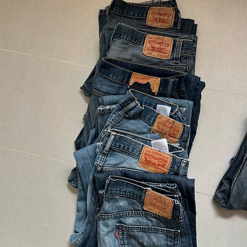 6 pairs of Levi’s 559 men’s jeans